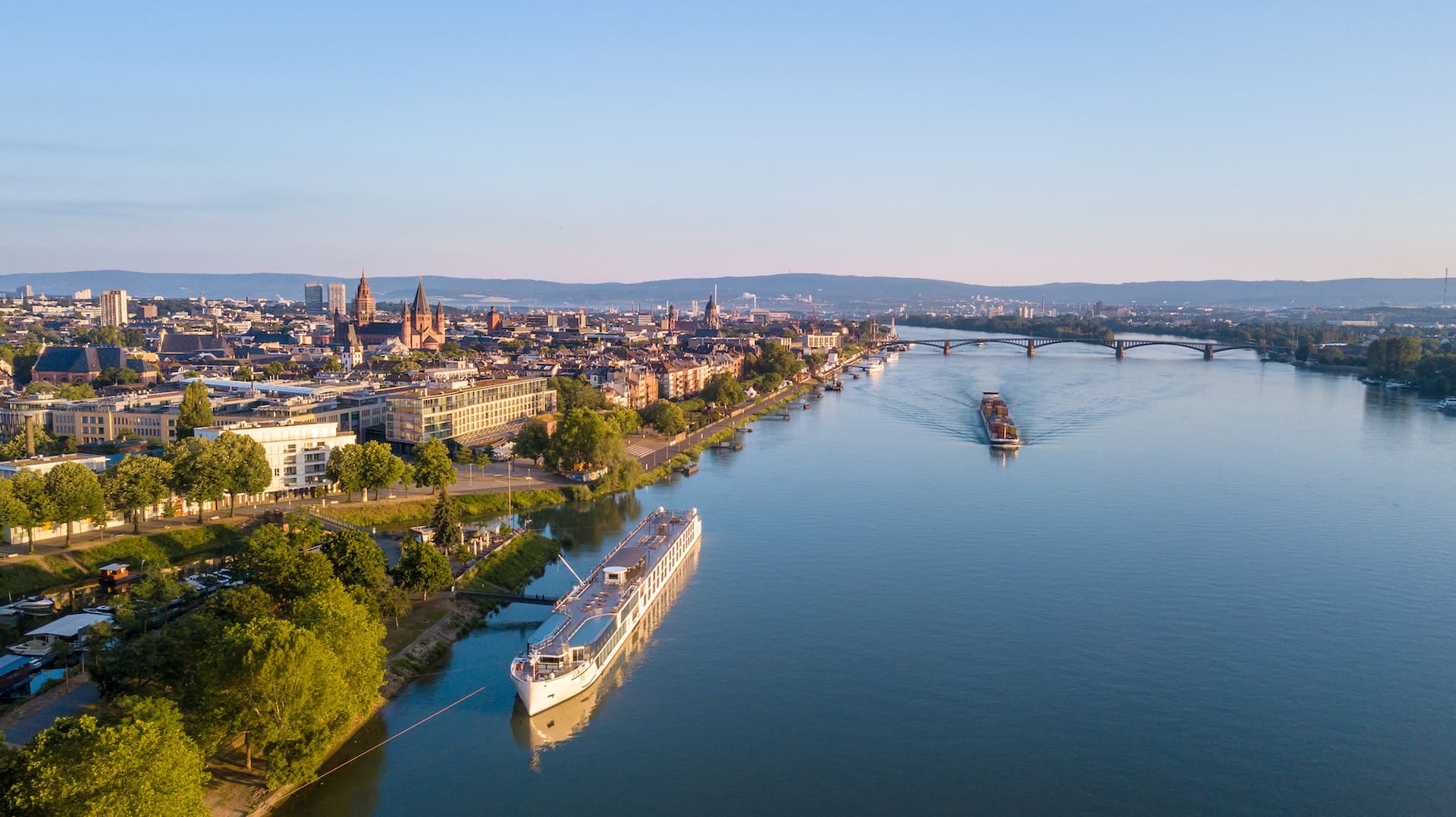 Mainz SEA QUCOMM // MARKETING